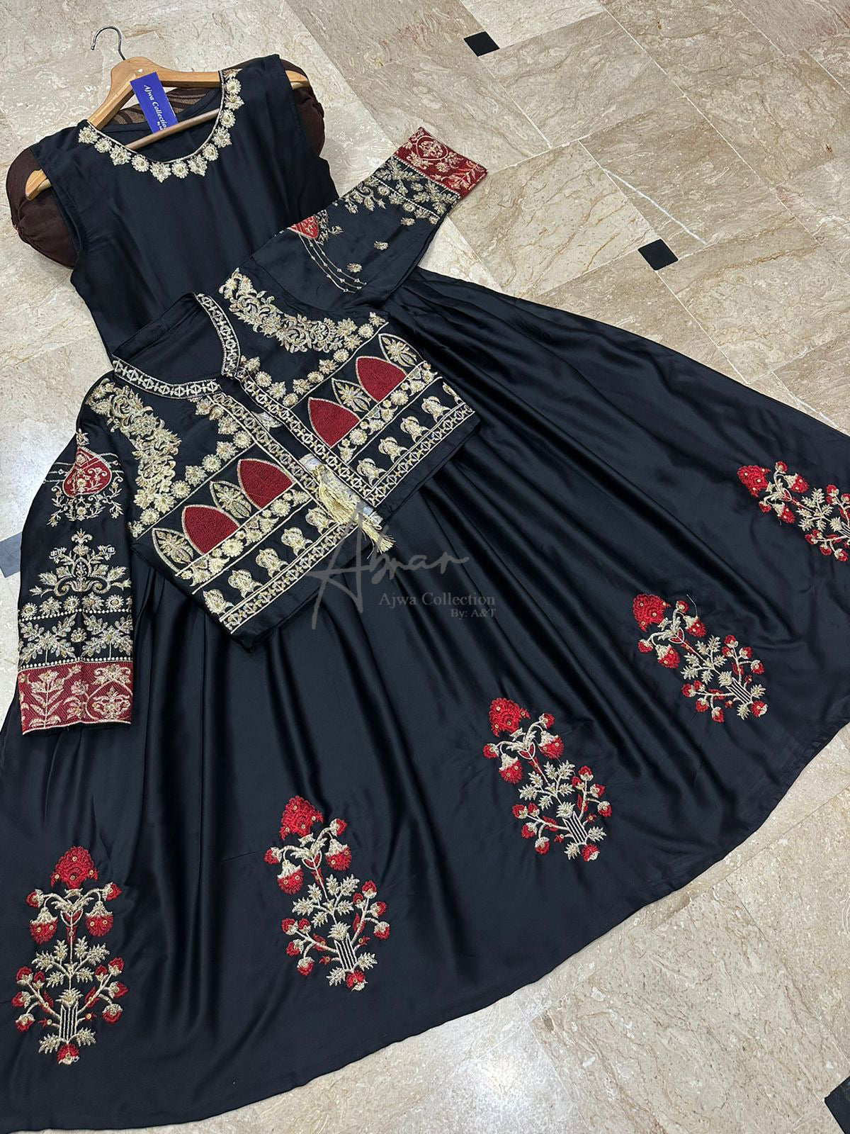 Stylish Maxi With Koti Eid Collection 👗