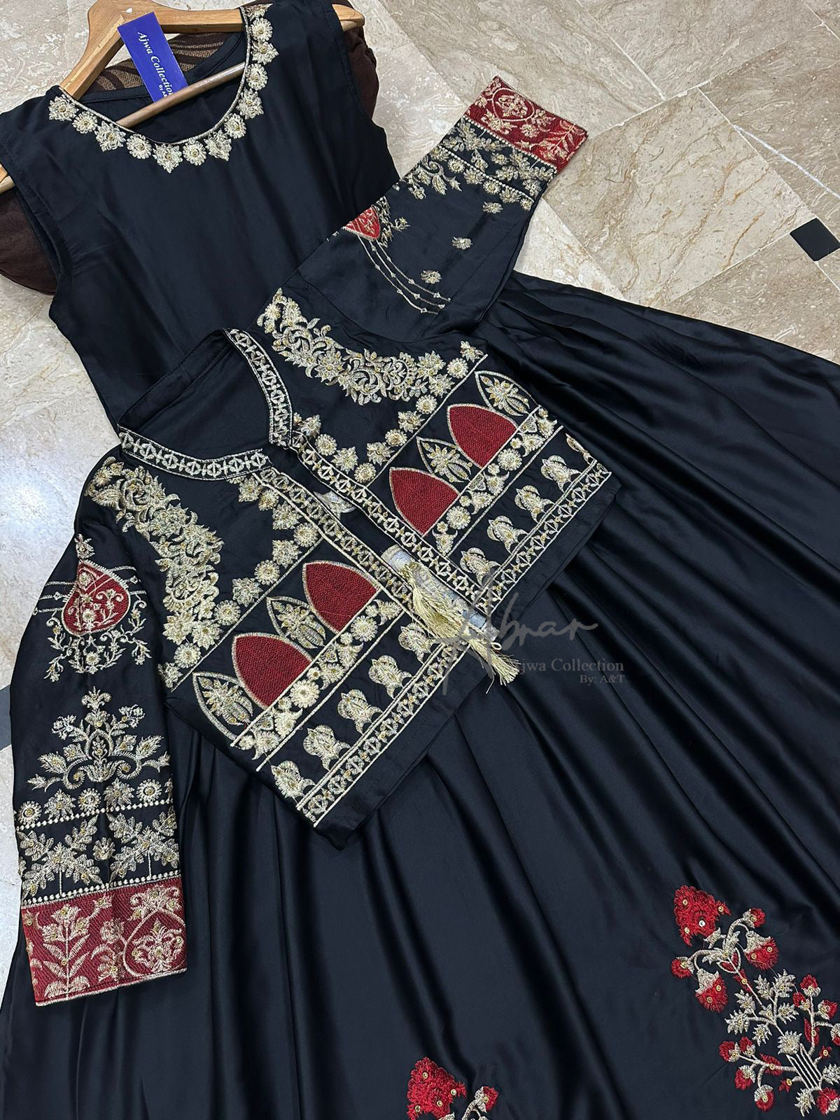 Stylish Maxi With Koti Eid Collection 👗